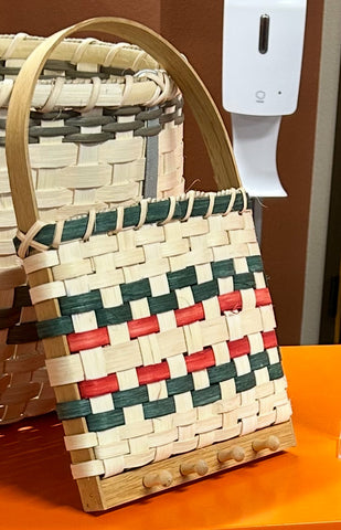 12/7/2025 - MOSQUITO HILL NATURE CENTER - WALL BASKET WITH PEGS/HOOKS